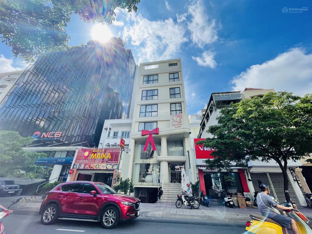 Đọc tôi đi. building mt trần hưng đạo q1 chỉ 65 tỷ. 8x20m vuông. hầm 8 tầng. hđt 220tr/tháng