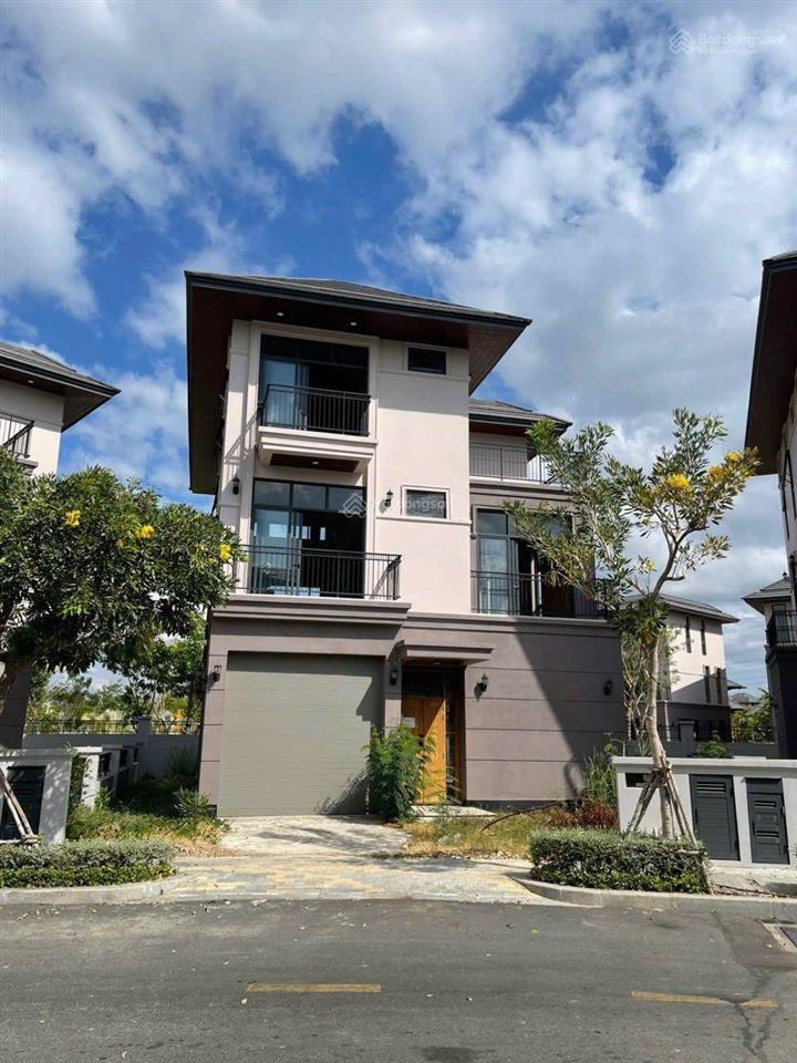 Biệt thự đơn lập dãy c1 dự án zeitgeist nhà bè view sông giá tốt. 0908 520 ***