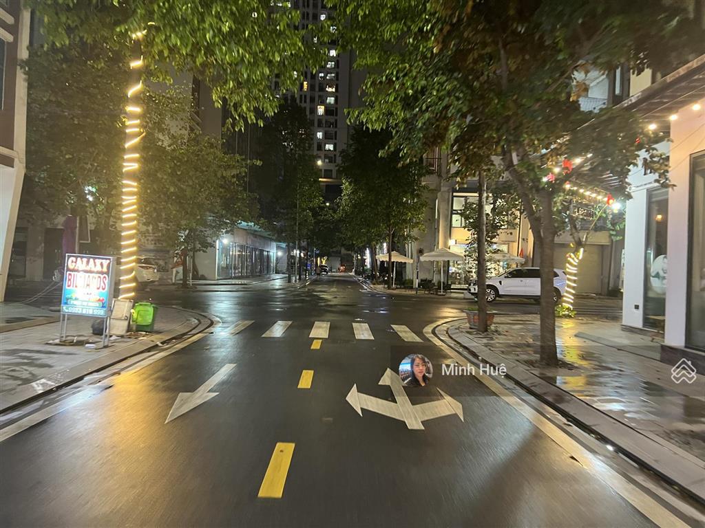 Bán galaxy vạn phúc hà đông, kinh doanh, văn phòng, nhà đẹp, dòng tiền, dt 100m2, nhỉnh 40 tỷ