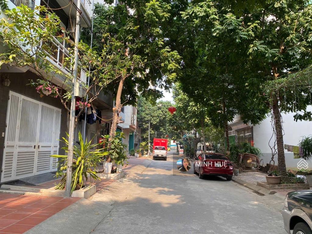 Bán đất dịch vụ mỗ lao, hà đông, xây toàn văn phòng 7 tầng cực đỉnh, 50m2 mặt tiền 4m, giá 8.5 tỷ