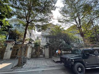 Bán biệt thự văn phú, hà đông, kinh doanh, văn phòng, 255m2 mặt tiền 11m, nhỉnh 37 tỷ