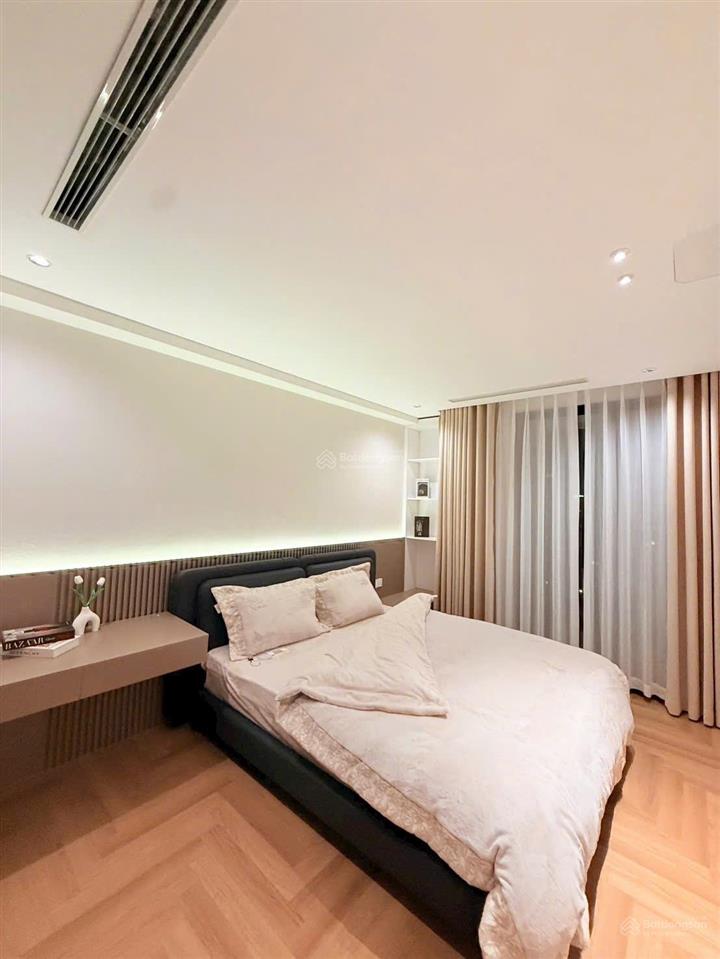 Giá 20 triệu  cho thuê 3 ngủ góc 110m2 tòa t4 nhà full đồ đẹp  vào ở được luôn
