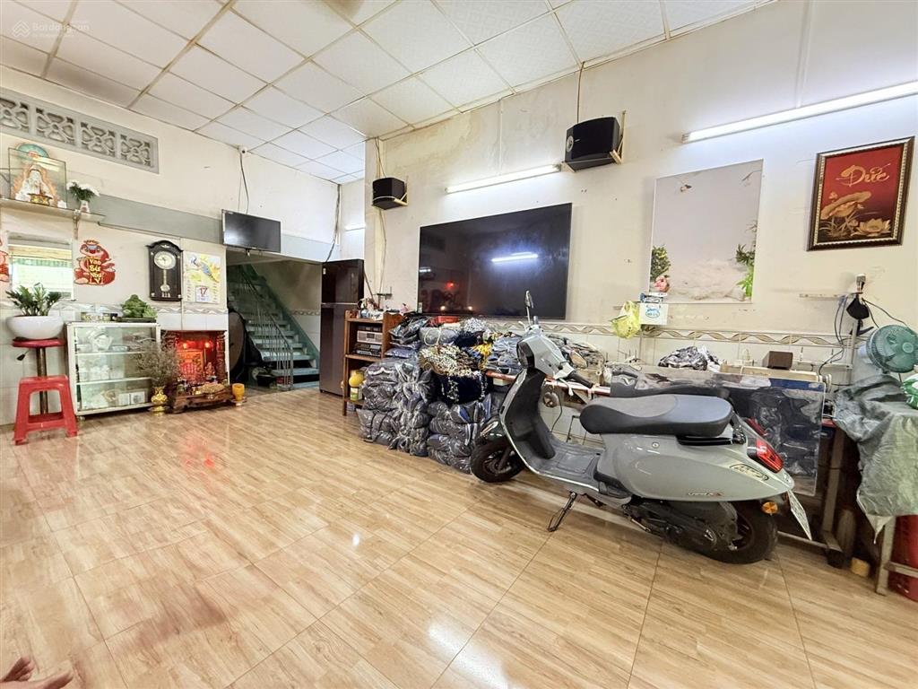 Chính chủ bán nhà hẻm ô tô ngay chợ vải tân bình  80m2 ngang nở hậu 5.5m giá cực tốt