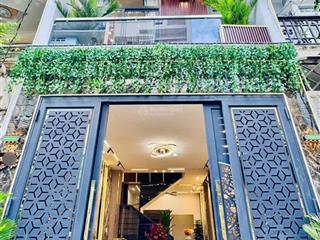 Cần tiền bán gấp căn nhà đường huỳnh văn bánh,q.phú nhuận giá 3tỷ190 thương lượng sổ hồng riêng