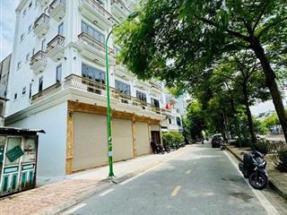 Bán nhà mặt đường bờ sông sét một mặt đường, một mặt ngõ vị trí kinh doanh đỉnh