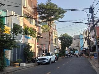 Tân phú nhà mặt tiền đường ngang 5m dài 14m kinh doanh sầm uất