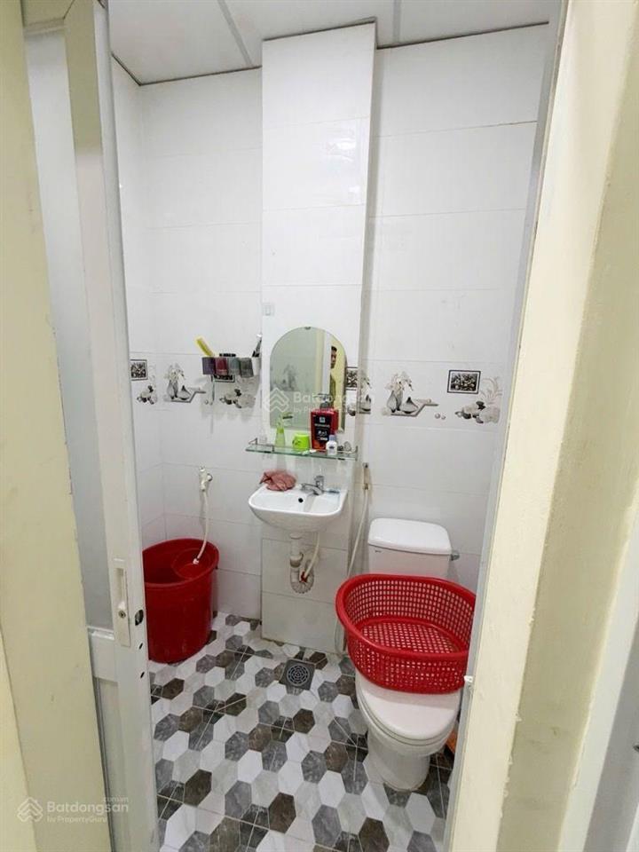 Hẻm ô tô ngủ trong nhà 6 mét sát mặt tiền khu vực trung tâm