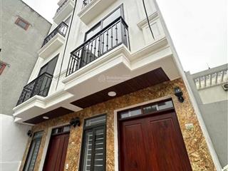 Nhà rẻ đẹp nhất kim chung, hoài đức 31mx 4,5 tầng, 20m ra ô tô chỉ nhỉnh 4 tỷ