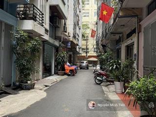 Bán nhà phân lô bàn cờ nguyễn chí thanh dt 42m2 x 5 tầng, ô tô 7 chỗ đỗ cửa, kinh doanh đa ngành