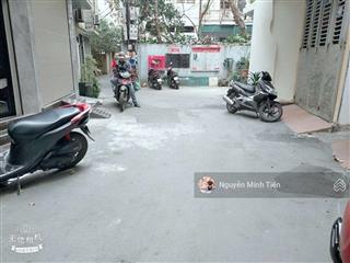 Cực phẩm văn miếu  đống đa  dt rộng 45m2 x 4t  thoáng sáng  ngõ nông  sát ô tô  full đồ