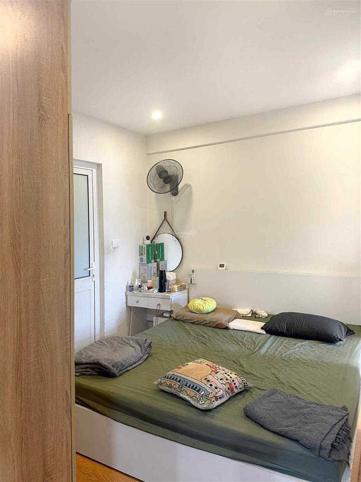 Bán cc 2pn, 2wc, 62m2. 5,95tỷ tại helios tower, tam trinh, hoàng mai, hà nội.  0398 628 ***