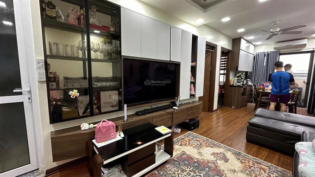 Hàng hiếm tại hồng hà tower, 4,7 tỷ, 65m2, q. hoàng mai, hn,  0398 628 ***