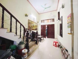 Trung kính lớn, cầu giấy  64m2  4 tầng  16.2 tỷ  ô tô  cách phố 30m  ô chờ thang máy