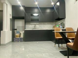 Yên hoà, cầu giấy  30m2  5 tầng  mt 4.2m  7.6 tỷ  lô góc  ngõ rộng