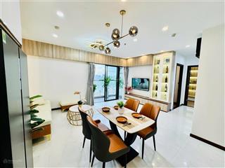 Bán căn hộ res 11  quận 3, lô góc tầng 14, full nội thất cao cấp, view pháo hoa đầm sen cực hiếm