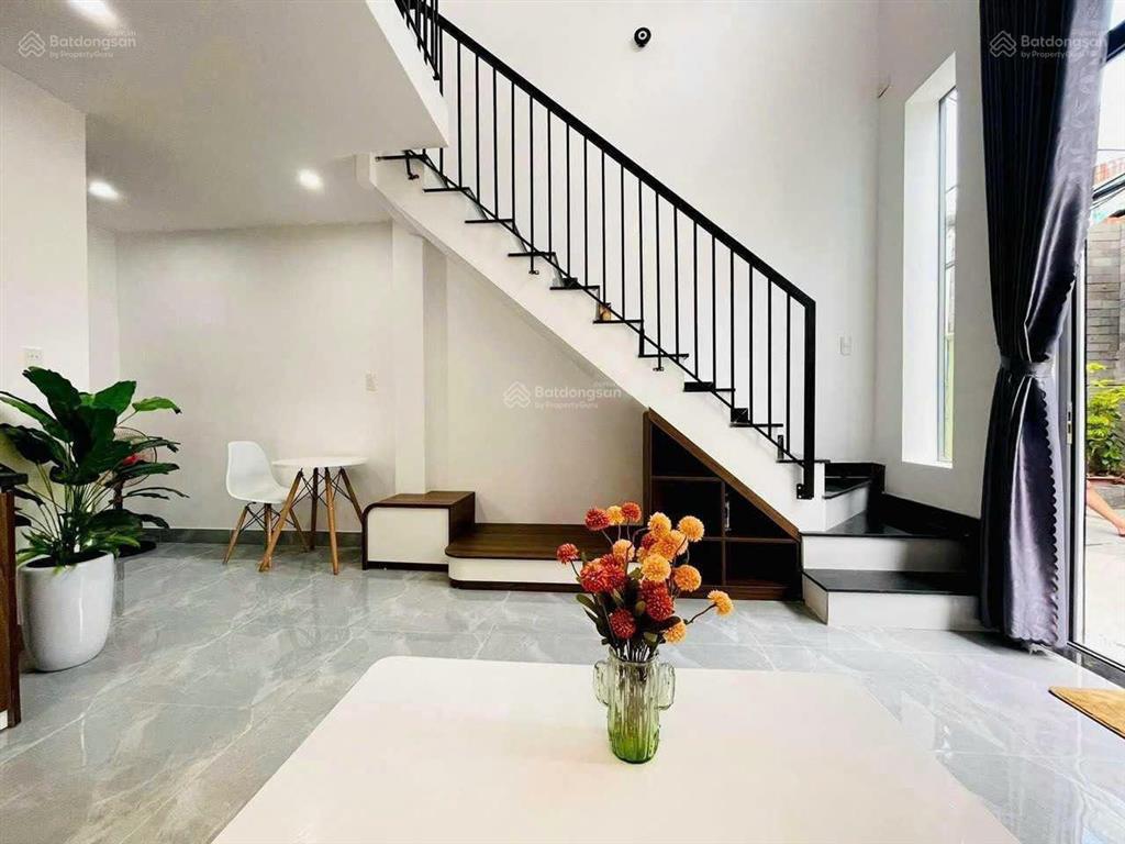 Bán gấp nhà 1 lầu ngay đường nguyễn triệu luật, p. tân tạo, q. bình tân