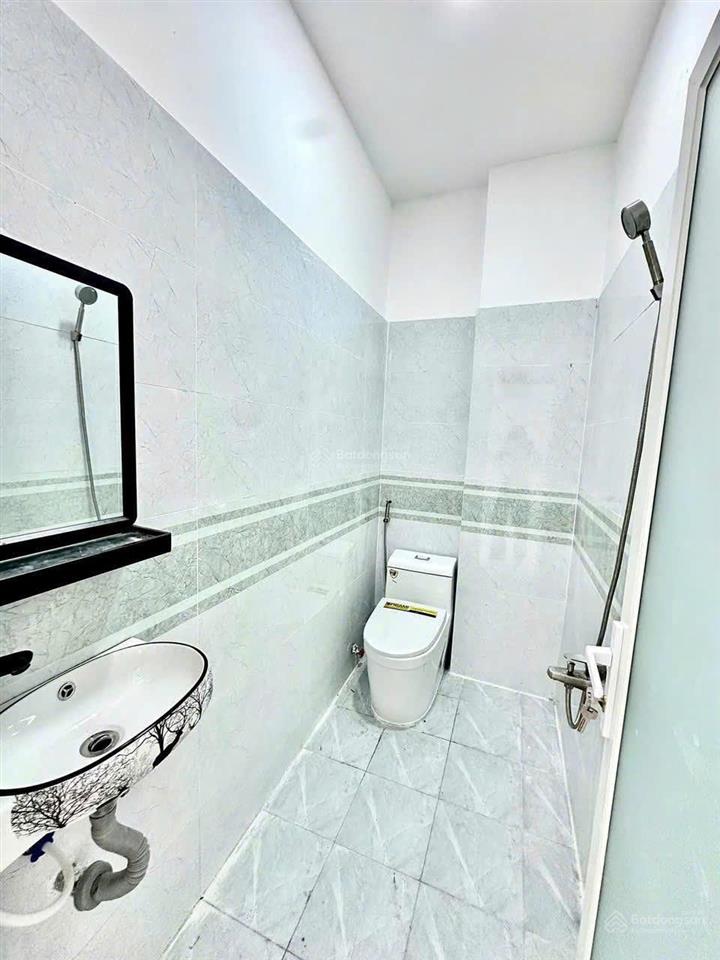 Chính chủ! bán gấp nhà 1l/2pn ngay liên khu 4  5.  (bớt lộc đón tết)