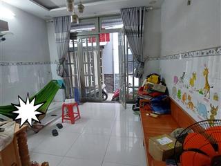 Nhà shr đẹp hiếm 4x7,5 ,2 tầng gần trường học trần phú, chợ lạc quang trường chinh