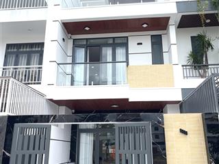 Bán nhà 3 tầng xây mới cực đẹp, trục số 55 đường 18m