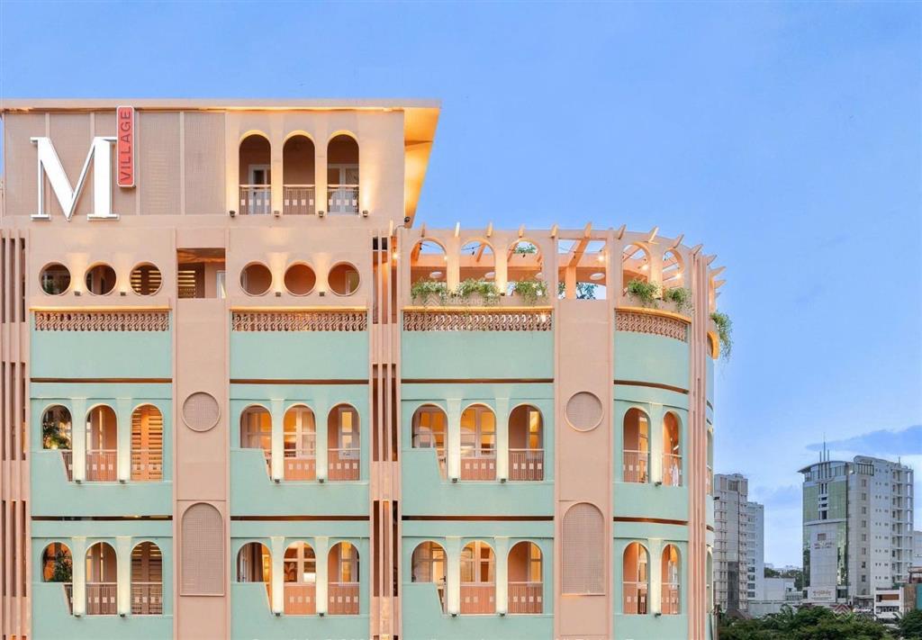 Bán khách sạn doanh thu 800 triệu/tháng mặt tiền đỗ quang đẩu  15x13,5m  9 tầng  giá 85 tỷ tl