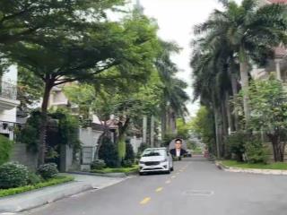 Bán nhà ngay mặt tiền trần nãoriver mark22x25m  xd hầm 4 tầng hđt 225 triệu/th  giá 112 tỷ tl