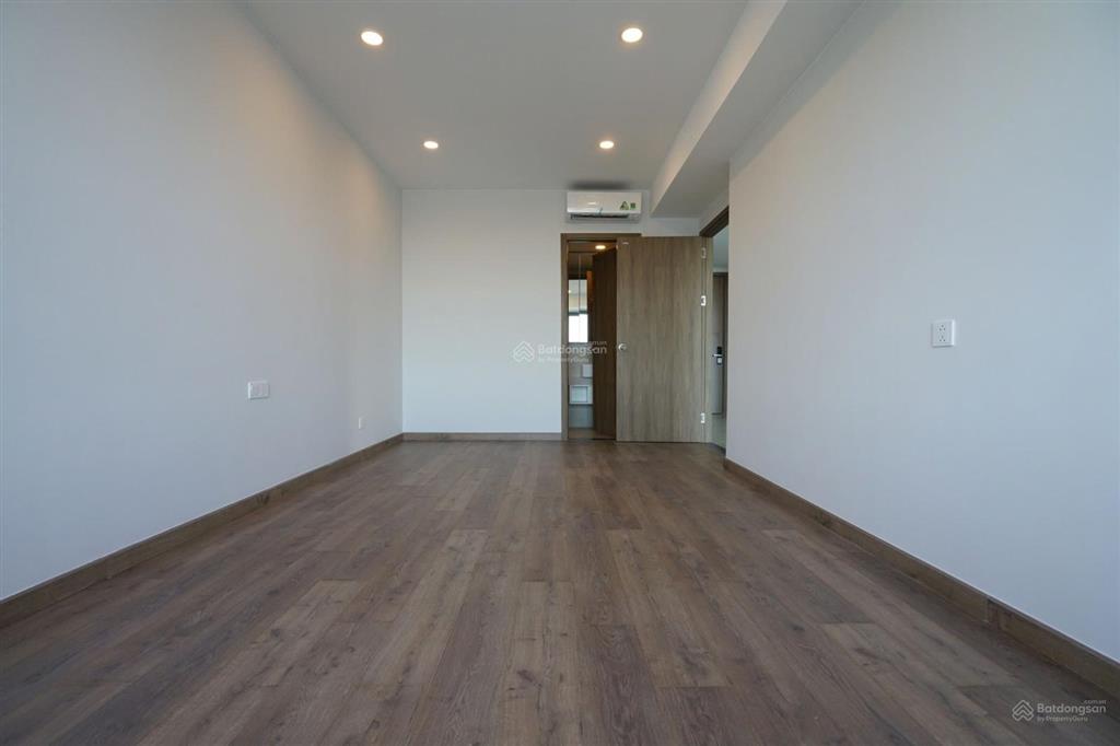 Bán căn 3pn 2wc 114m2 sky 89, view sông trực diện  tầng cao, nội thất cơ bản  7tỷ8 bao hết