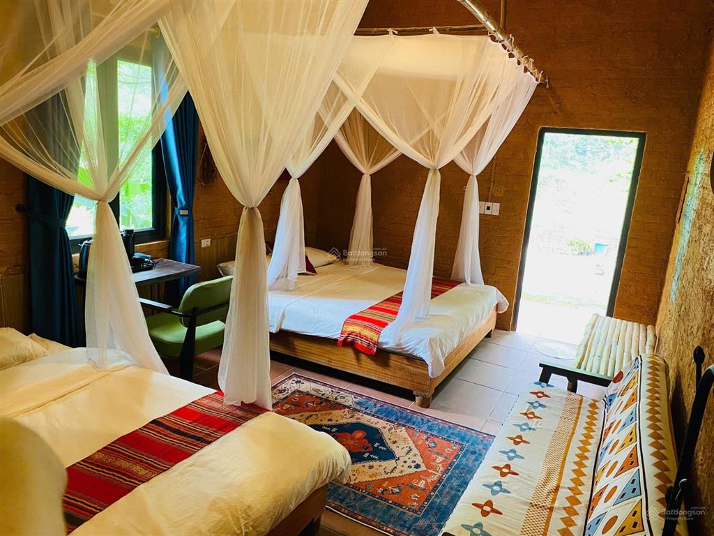 Bán khu nghỉ dưỡng **pu luong riverside lodge** 5000m2 gần thác hiêu, view suối, giá 18 tỷ