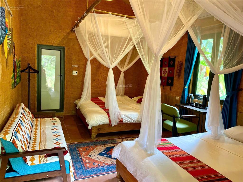 Bán khu nghỉ dưỡng **pu luong riverside lodge** 5000m2 gần thác hiêu, view suối, giá 18 tỷ