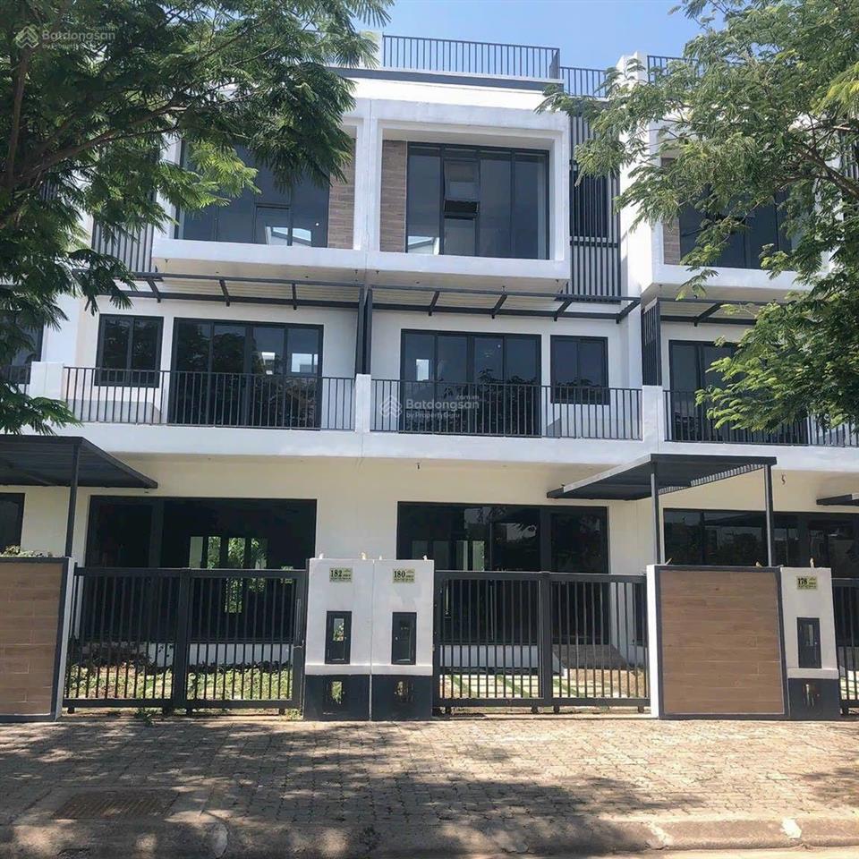 Cho thuê nhà 1 trệt 2 lầu thô tại q9 giá rẻ