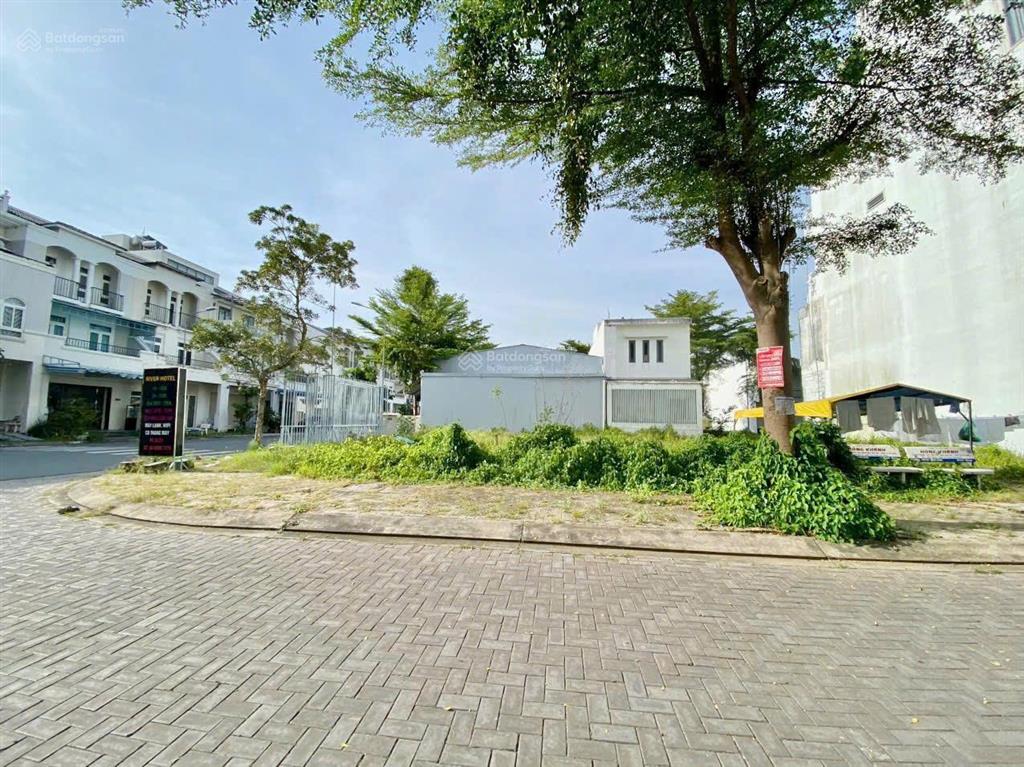 Đẹp nhất  cặp nền góc trục chính kđt tây sông hậu. giá tốt trong khu