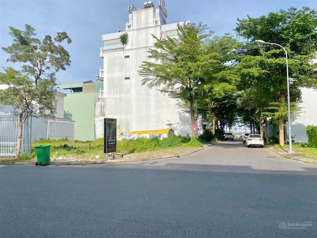 Đẹp nhất  cặp nền góc trục chính kđt tây sông hậu. giá tốt trong khu