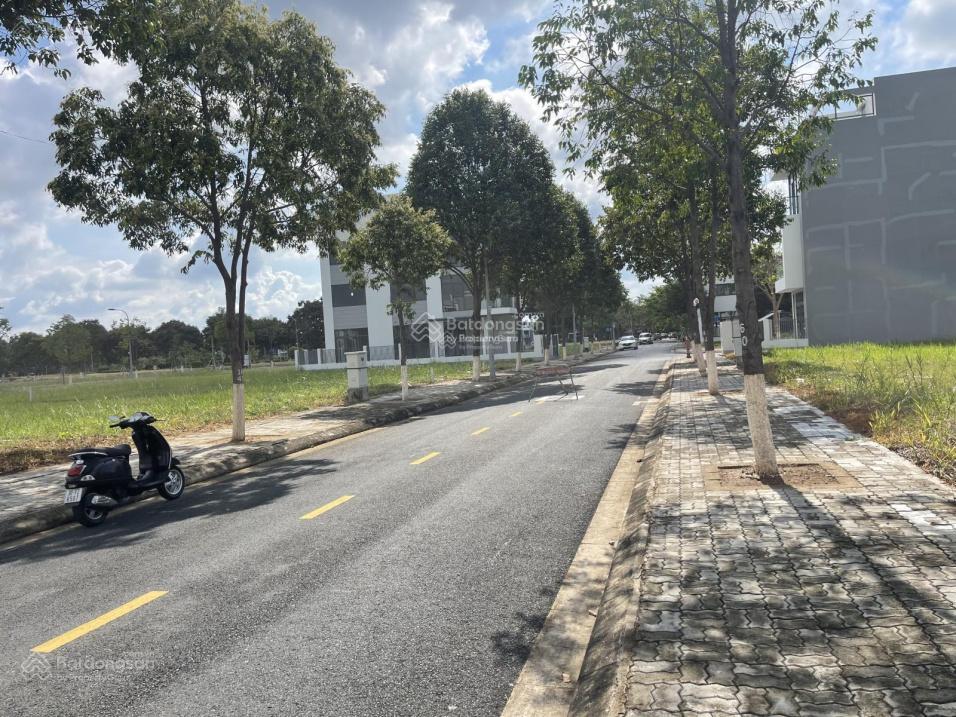 Mặt tiền lã xuân oai đón sóng cầu đồng nai 2, vị trí kinh doanh vàng khu đông