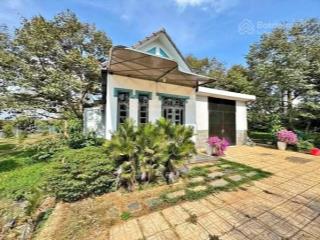 Bán biệt thự vườn giá chỉ 680 triệu  diện tích khủng 2400m2 có sẵn thổ cư