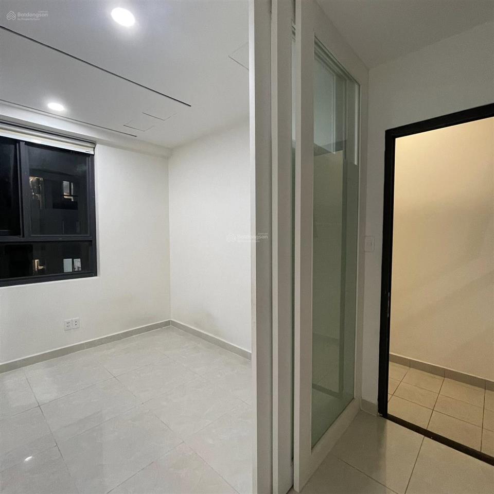 Cho thuê saigon intela 2pn 5,5tr, căn 3 phòng 7,5tr/tháng  e 0768 069 ***