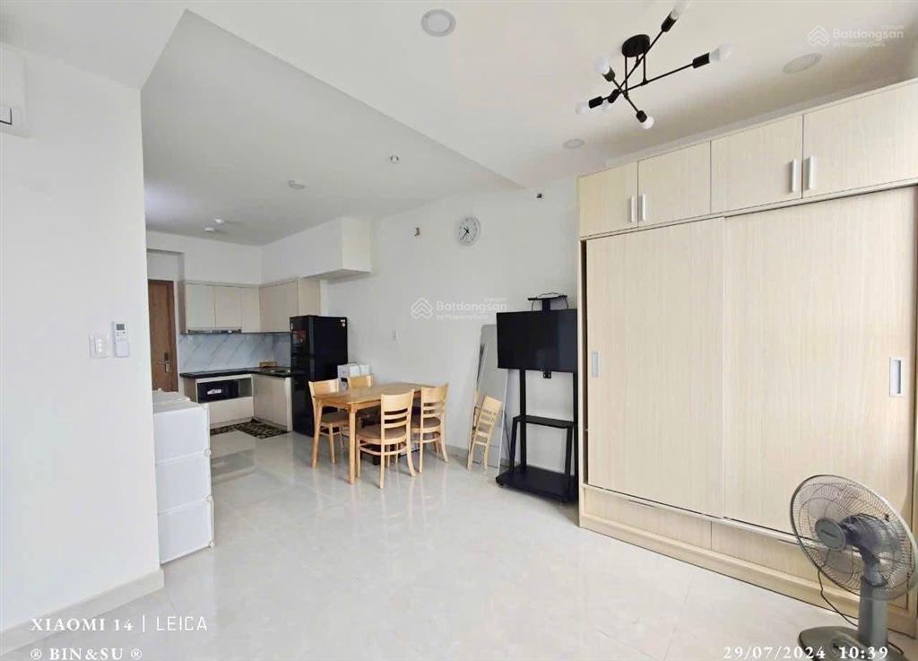 Cho thuê saigon intela 2pn 5,5tr, căn 3 phòng 7,5tr/tháng  e 0768 069 ***