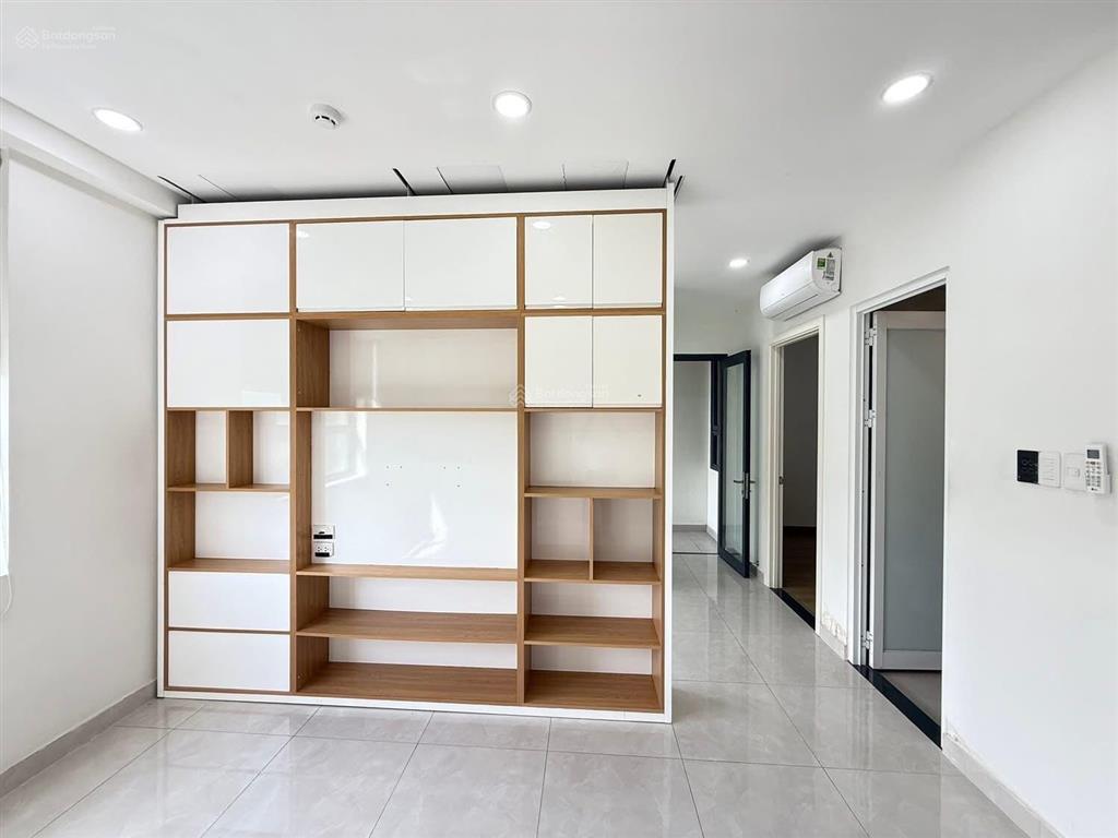 Cho thuê saigon intela 2pn 5,5tr, căn 3 phòng 7,5tr/tháng  e 0768 069 ***