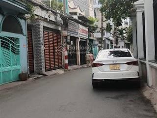 Bán nhà 2 tầng cũ, hai mặt hẻm, hẻm xe hơi, đường 3 tháng 2, phường 14, quận 10, chỉ 9 tỷ
