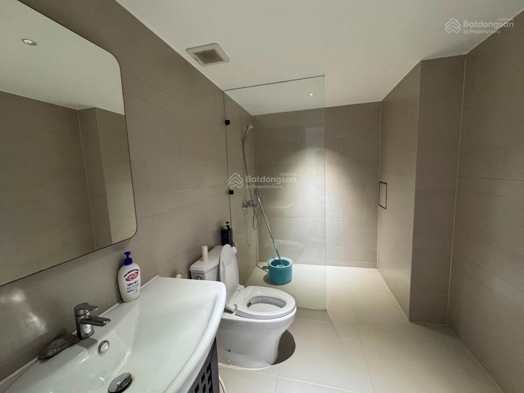 Bán tòa nhà mặt tiền quận 1  shr  5 tầng btct  thang máy, 8.5m x 15m. chỉ 87 tỷ tl