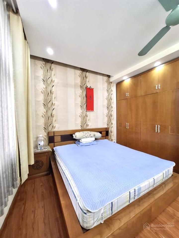 Bán nhà 3 tầng btct, xe hơi ngủ trong nhà, cách mạng tháng 8, quận 10. chỉ 9.4 tỷ tl