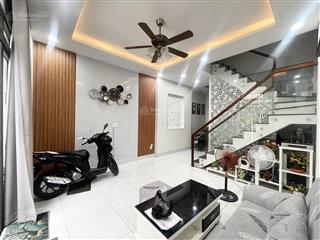 Bán nhà 4 tầng btct, đường cách mạng tháng 8, tân bình, gần góc phạm văn hai, chỉ 7.1 tỷ