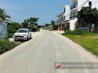  duy nhất 1 lô mặt đường 403 gần đường phía tây