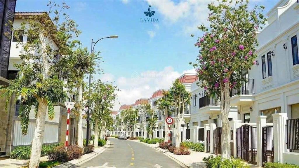 Chính chủ gửi bán nhanh căn biệt thự song lập lavida vũng tàu 177m2 13 tỷ full thuế phí sang tên