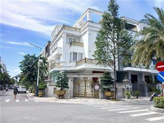 Biệt thự góc 2 mặt tiền saigon mystery hưng thịnh, quận 2, tp thủ đức, 11*20m, full nội thất!