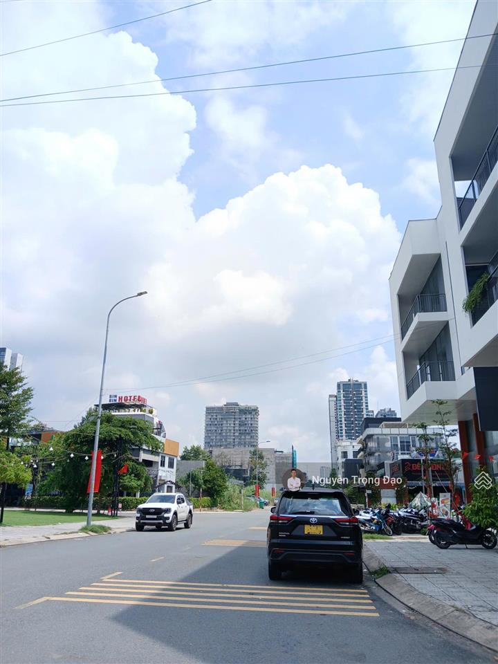 Đường lê hiến mai, quận 2,thạnh mỹ lợi, tp thủ đức, dt(10*21.5m  16*20m), xây hầm + 7 lầu, shr.