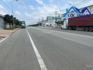 Cho thuê nhà xưởng 19.000m2 giá chỉ 1tỷ200triệu (4,3 usd/m2). kcn nhơn trạch  đồng nai 0375 854 ***