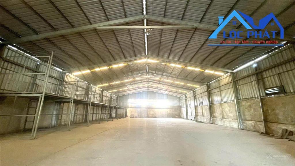 Cho thuê nhà xưởng 1.400m2 giá chỉ 50 triệu. trảng dài  biên hoà  đồng nai 0375 854 ***