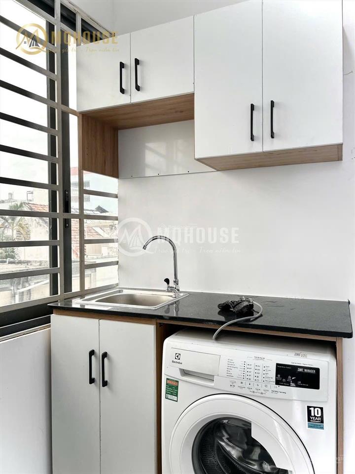 Cho thuê ch 2 phòng ngủ  ban công phân khúc hssv  kế chợ bà chiểu