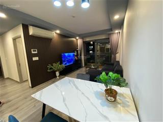 Chính chủ cần tiền bán gấp căn hộ cao cấp sunrise cityview 2p 2wc nhà đẹp quận 7