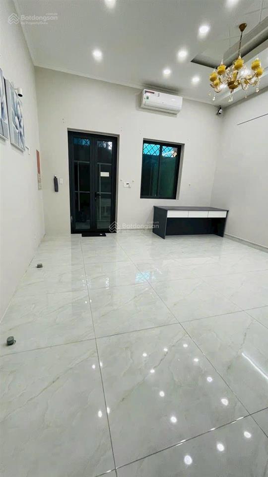 Cho thuê nhà phố có hầm khu cityland park hills gò vấp . nhà hoàn thiện full máy lạnh .giá 40tr/th