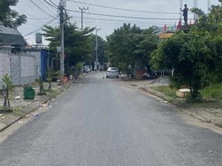 Ngang 6.35m  lòng đường nhựa  gần làng đại học  rất phù hợp xây trọ